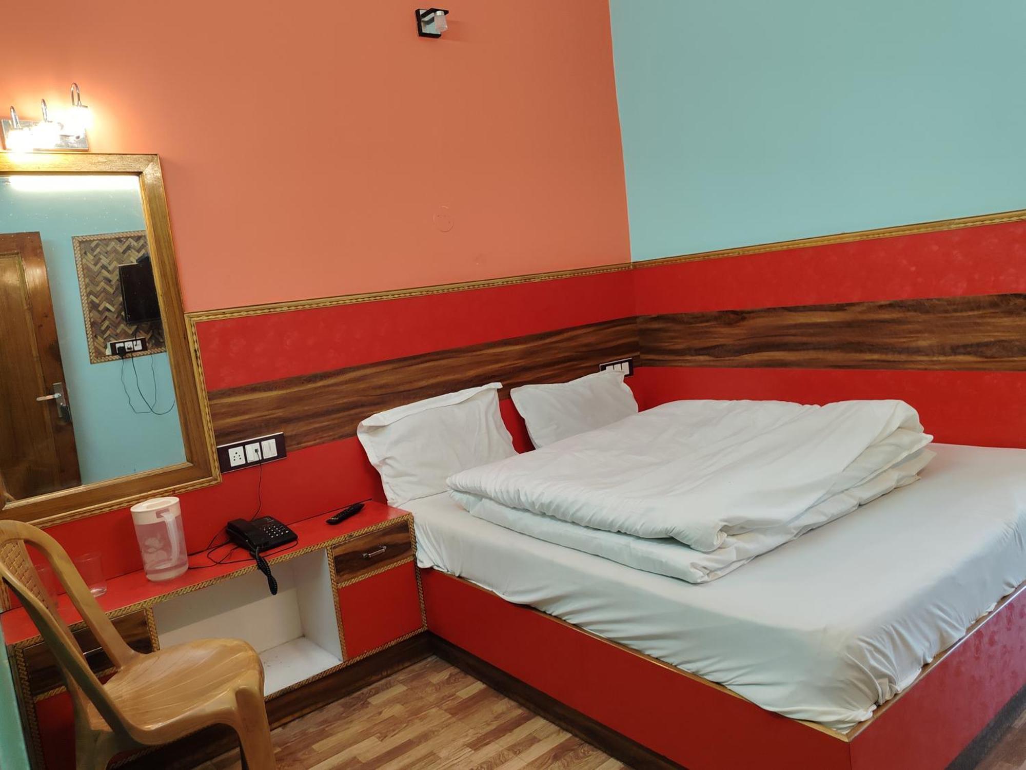 Hotel Tirupati Inn Hill View Shimla Exterior photo