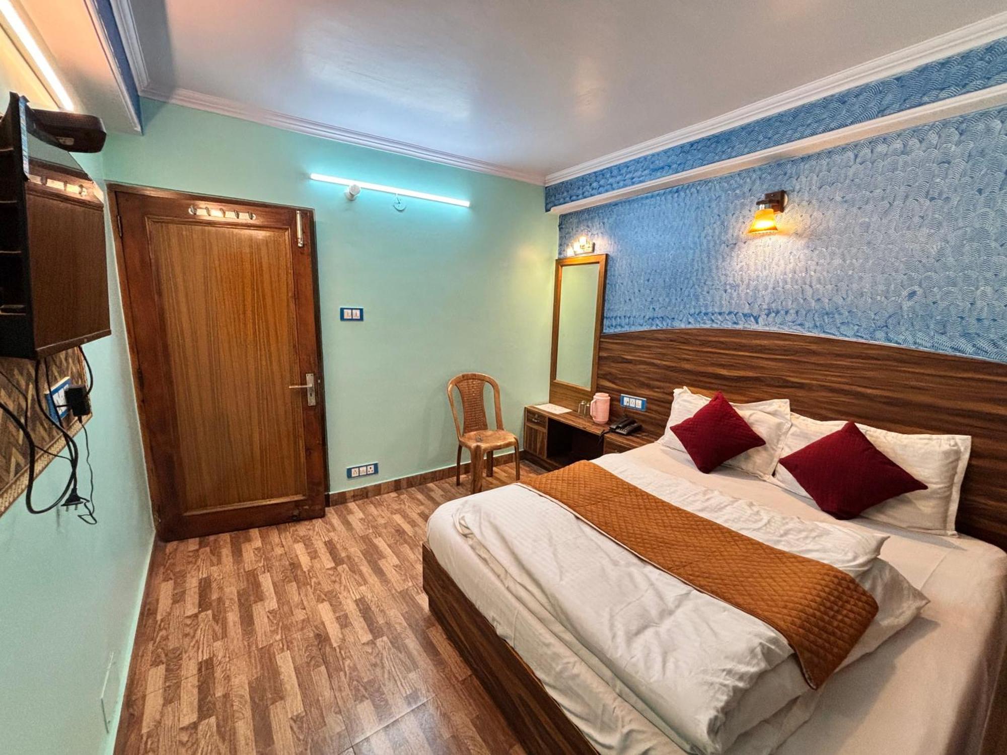 Hotel Tirupati Inn Hill View Shimla Exterior photo